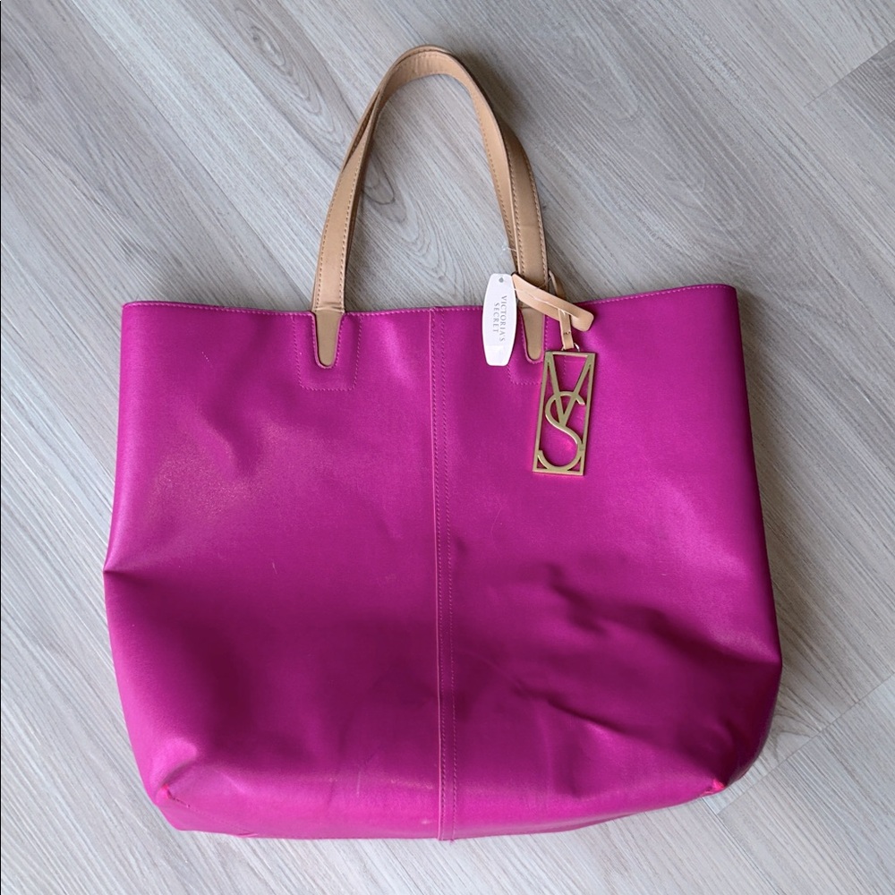 Victoria’s Secret Tote Bag Pink/Gold VS Tag Barbie Glam Bright Colorful Travel